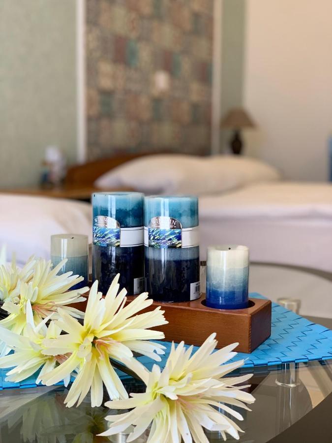 Sunray Guest House, Private Rooms & Apartment With Lovely Sea View Varna Eksteriør bilde