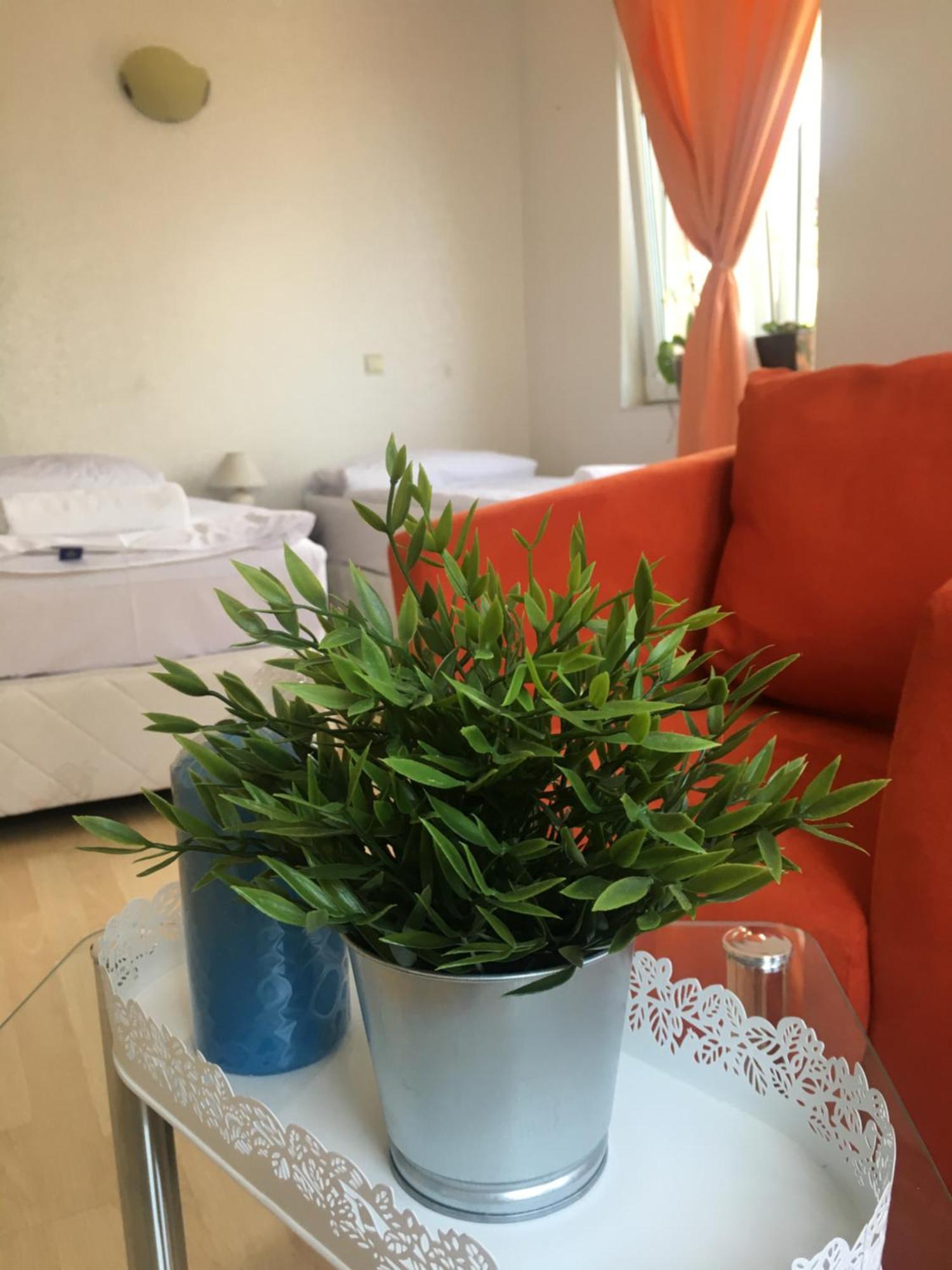 Sunray Guest House, Private Rooms & Apartment With Lovely Sea View Varna Eksteriør bilde